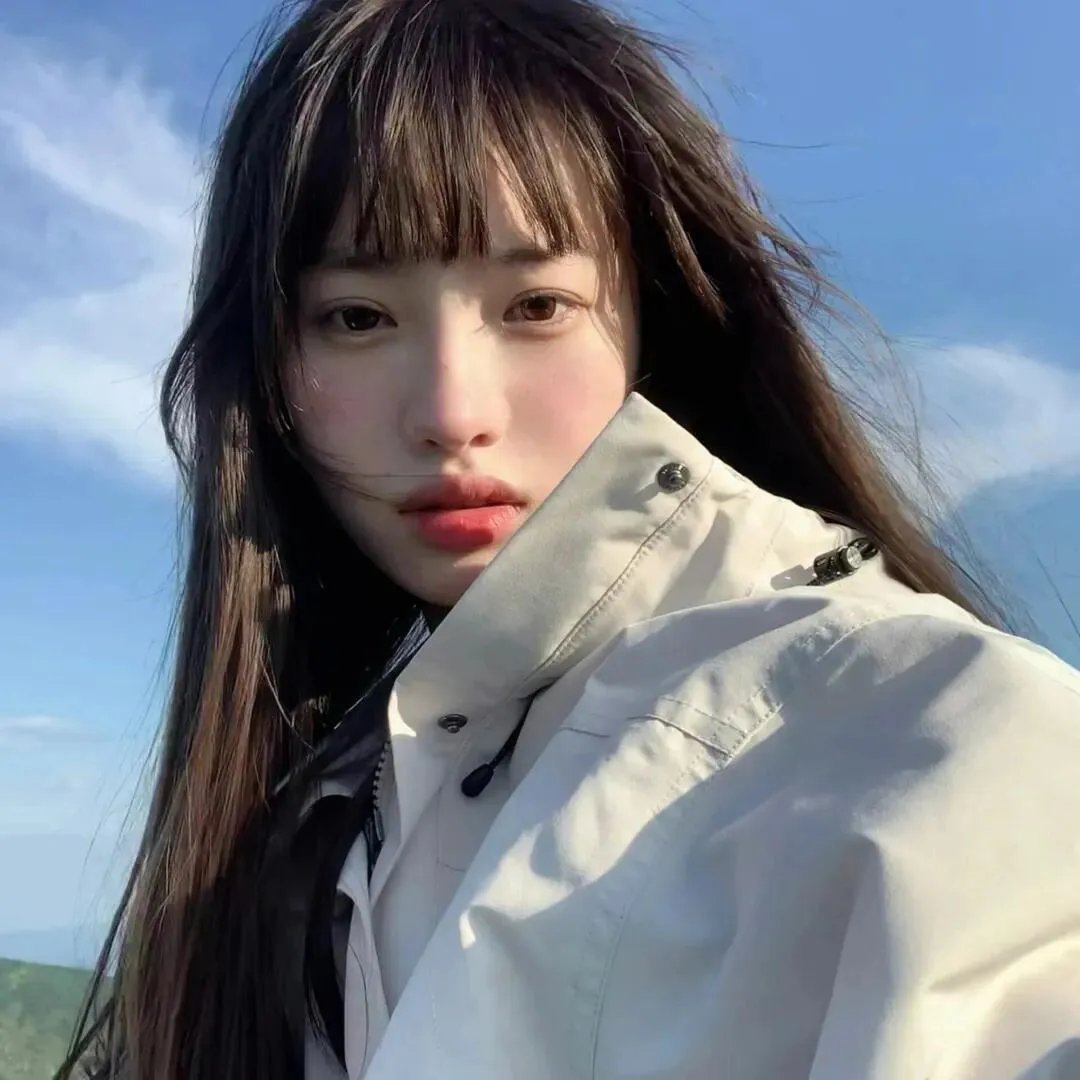 世界由3构成 海报